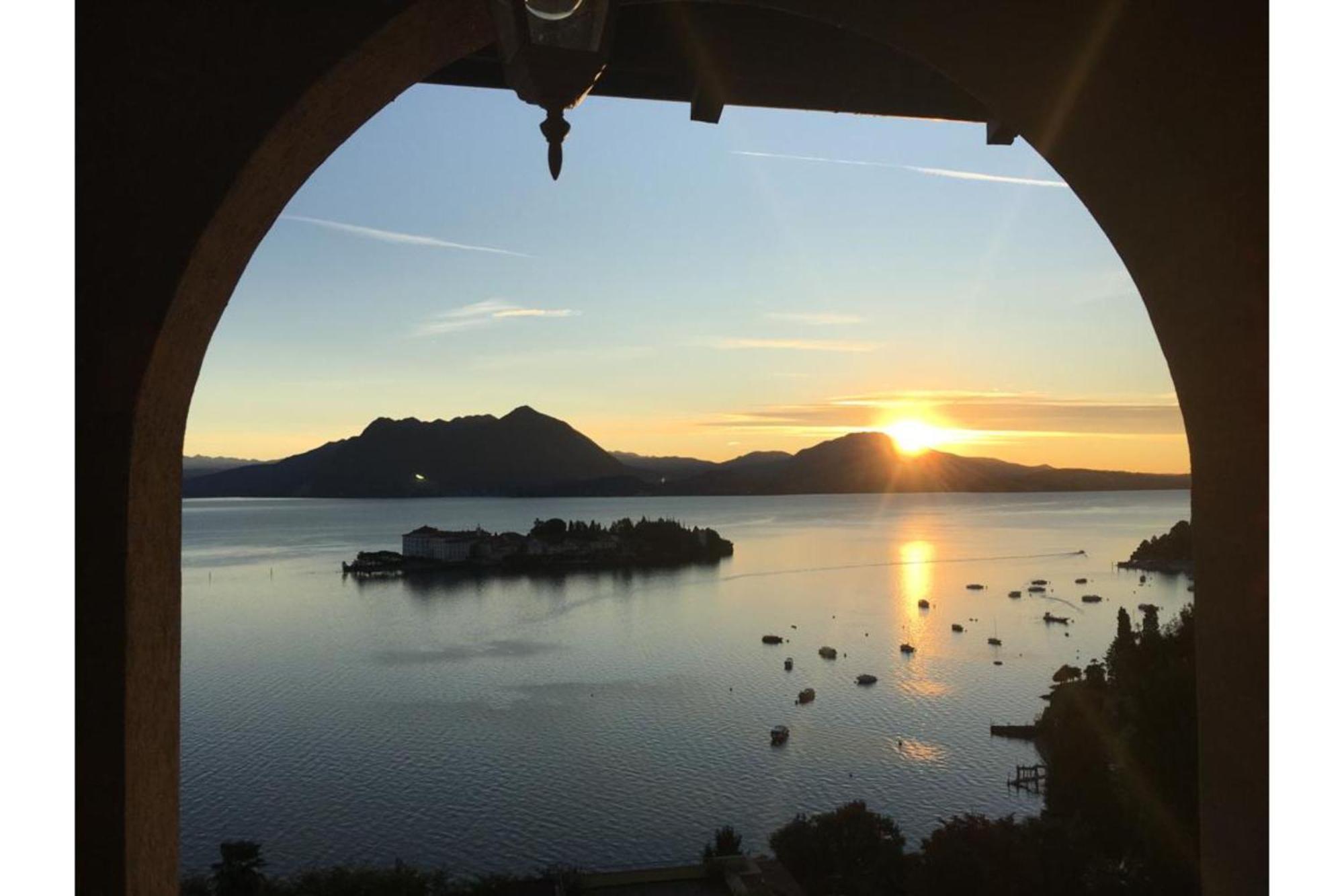 Pandora Lake View Stresa - Happy Rentals Экстерьер фото